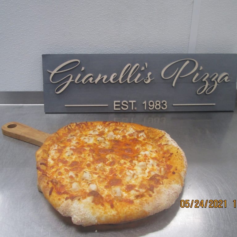 Delicious Buffalo Chicken Pizza