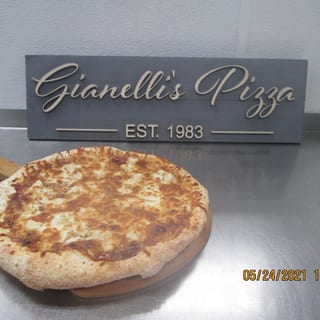 10" BBQ Chicken Pizza